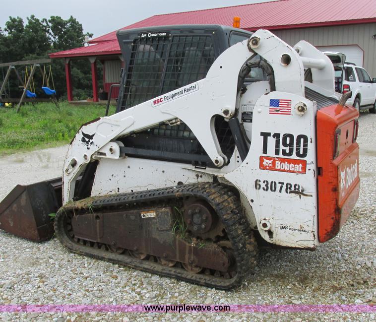 image for item H3301 2006 Bobcat T190 skid steer