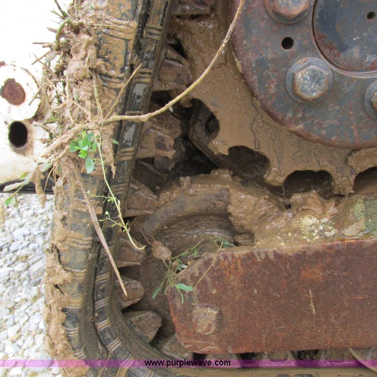 image for item H3301 2006 Bobcat T190 skid steer