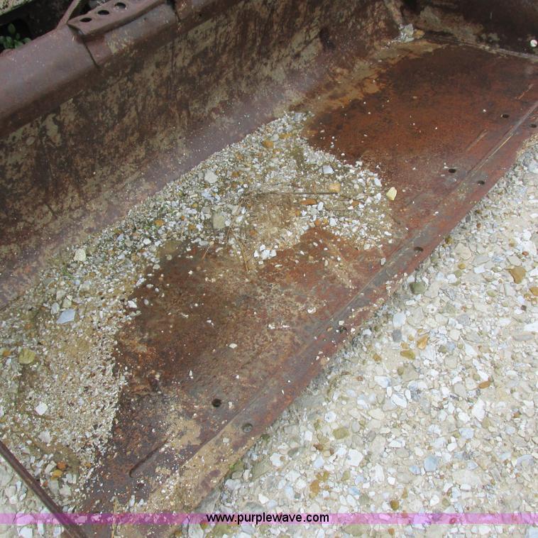 image for item H3301 2006 Bobcat T190 skid steer