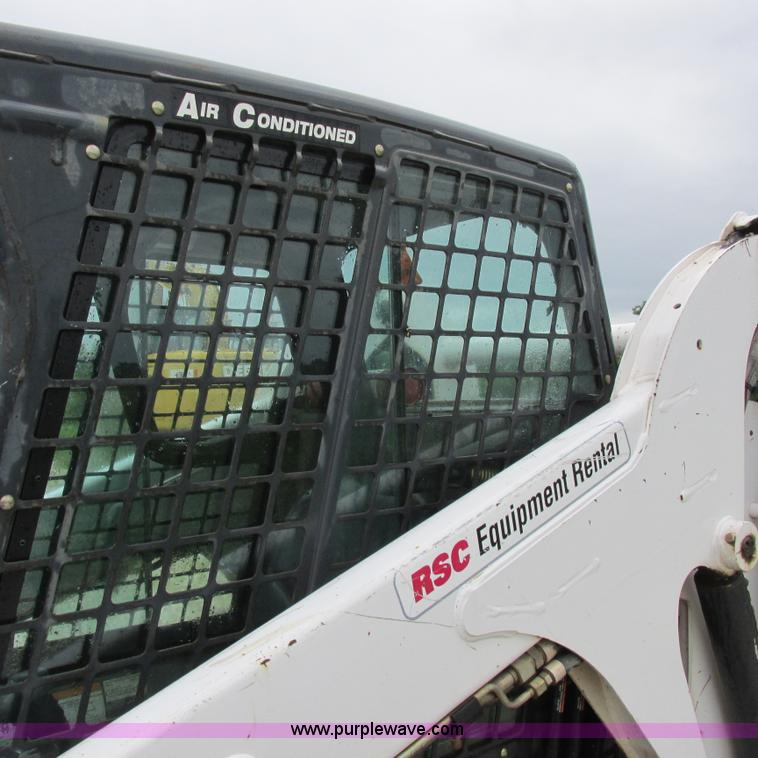 image for item H3301 2006 Bobcat T190 skid steer