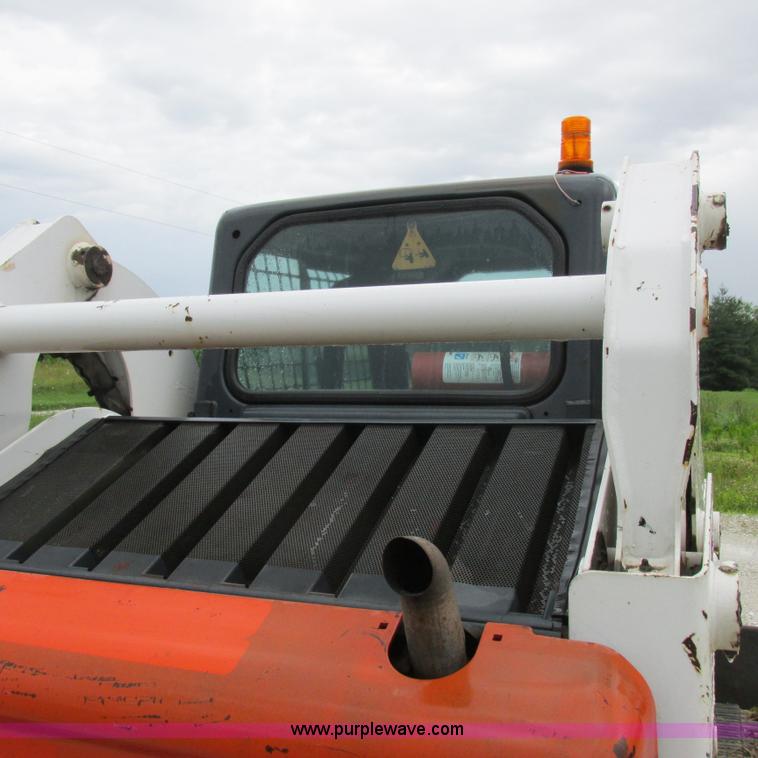 image for item H3301 2006 Bobcat T190 skid steer