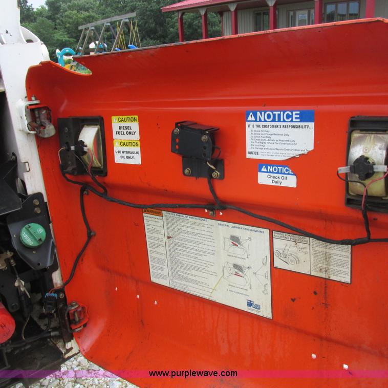 image for item H3301 2006 Bobcat T190 skid steer