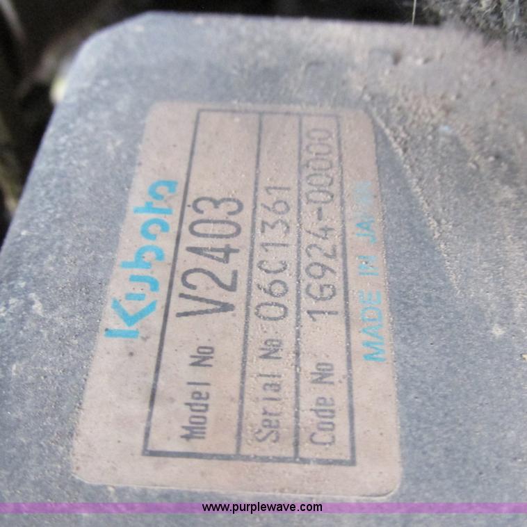 image for item H3301 2006 Bobcat T190 skid steer