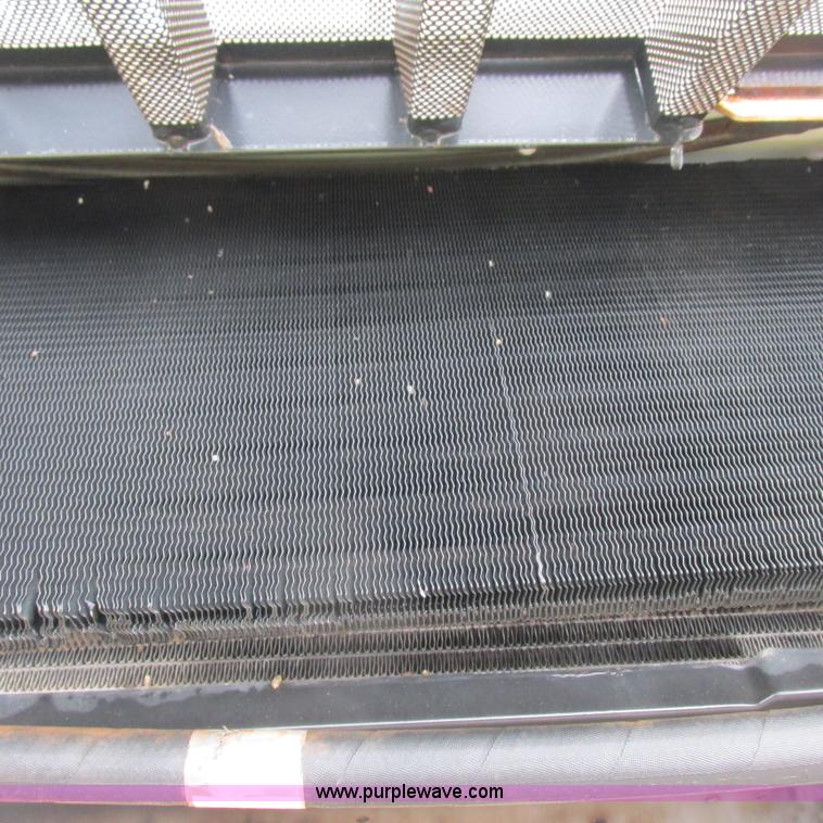 image for item H3301 2006 Bobcat T190 skid steer