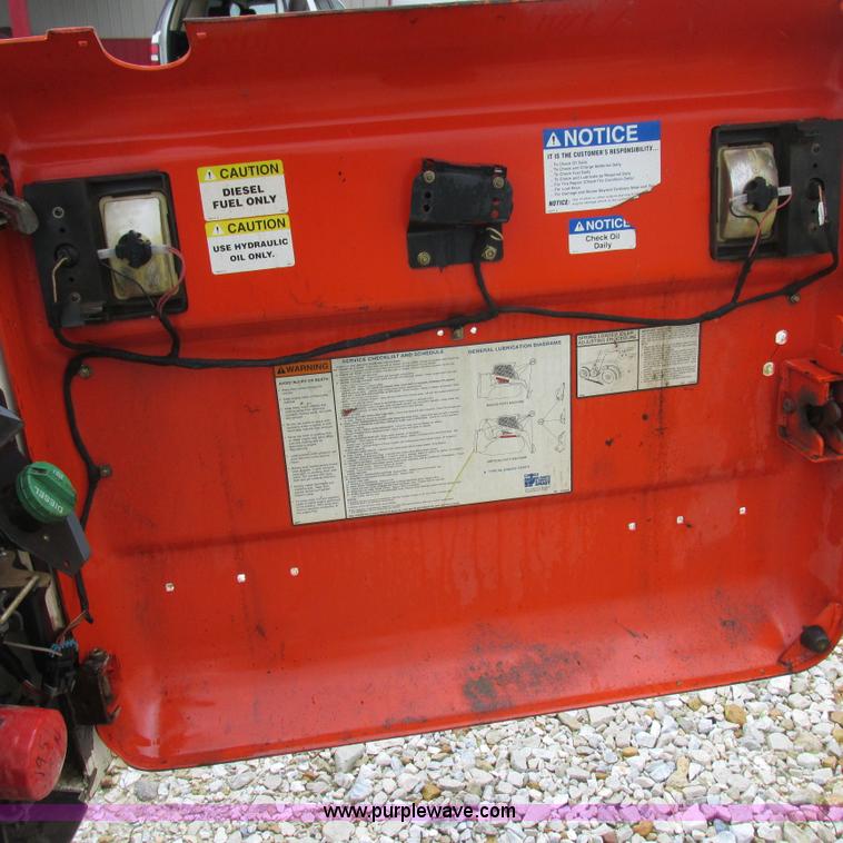 image for item H3301 2006 Bobcat T190 skid steer