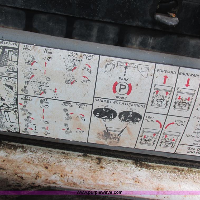 image for item H3301 2006 Bobcat T190 skid steer