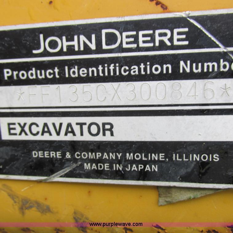 image for item H3302 2006 John Deere 135C excavator