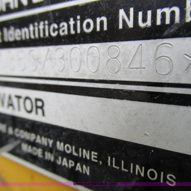 image for item H3302 2006 John Deere 135C excavator