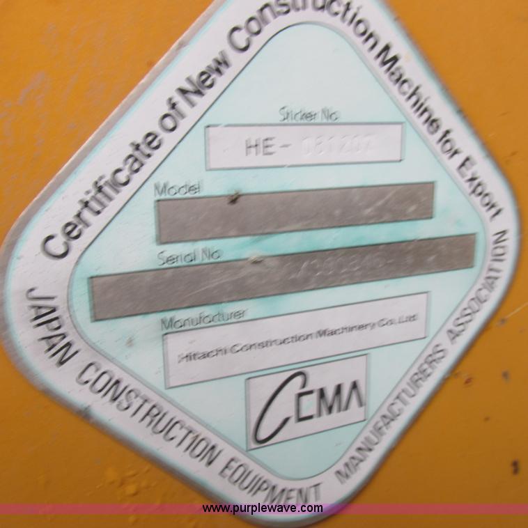 image for item H3302 2006 John Deere 135C excavator