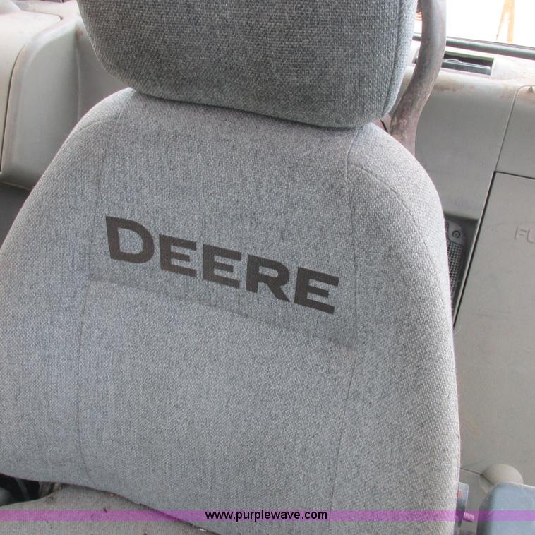 image for item H3302 2006 John Deere 135C excavator