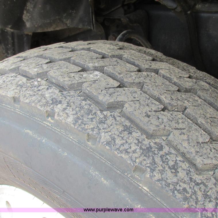 image for item H3303 1992 Mack CH613 dump truck