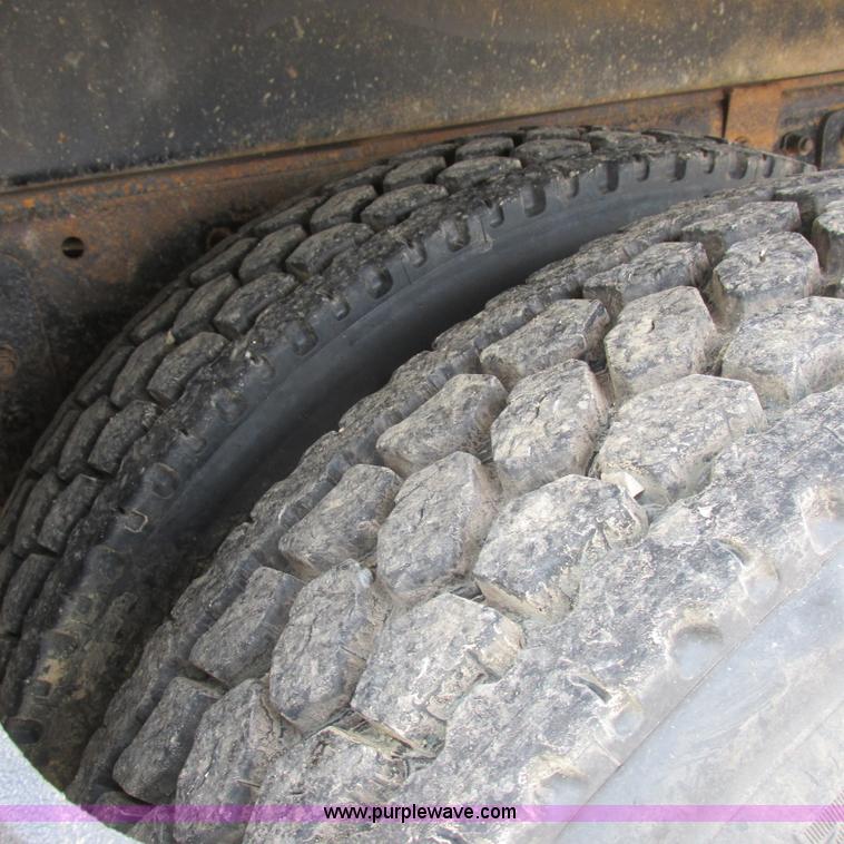 image for item H3303 1992 Mack CH613 dump truck