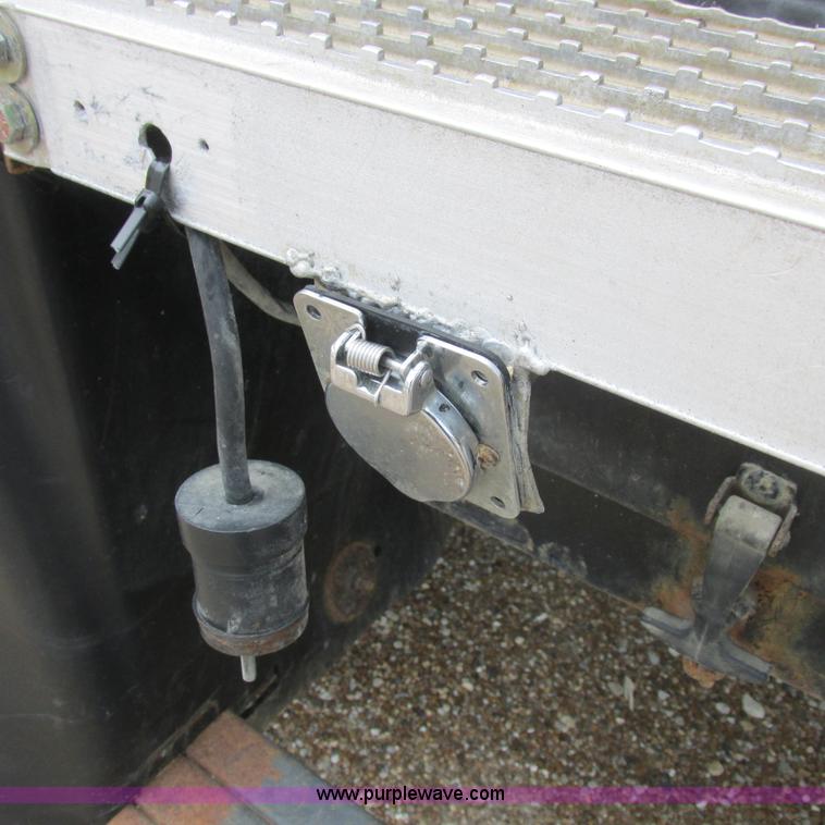 image for item H3303 1992 Mack CH613 dump truck