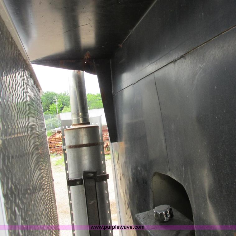 image for item H3303 1992 Mack CH613 dump truck