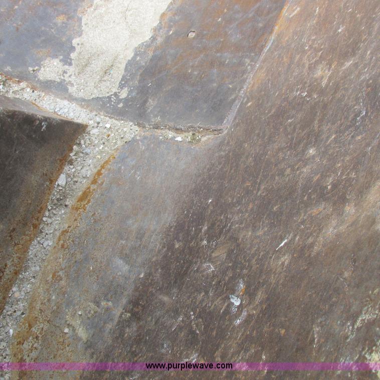 image for item H3303 1992 Mack CH613 dump truck