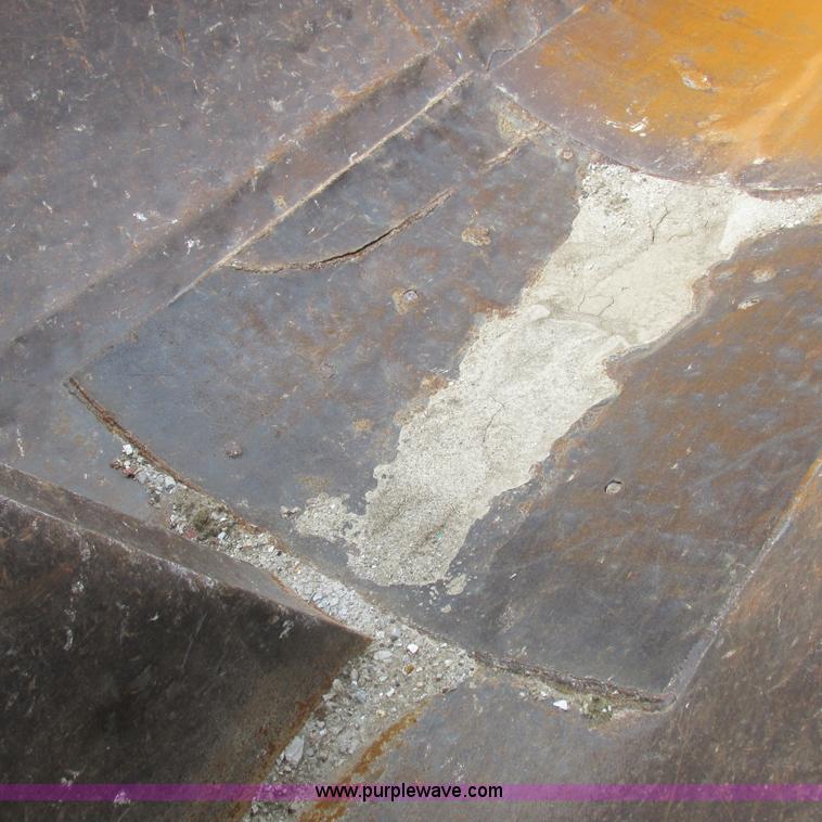 image for item H3303 1992 Mack CH613 dump truck