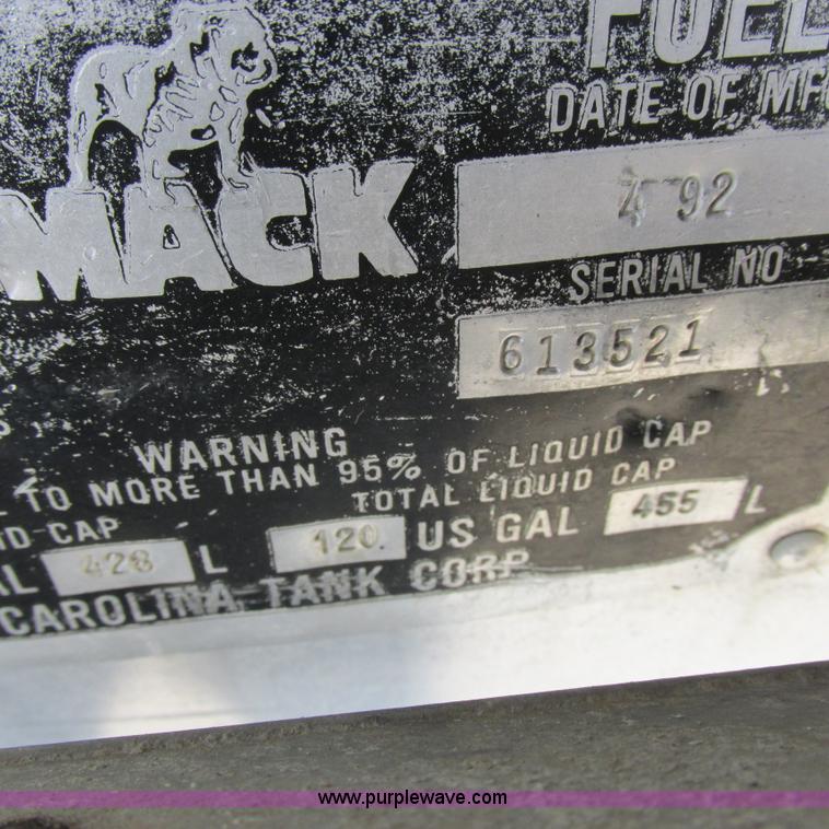 image for item H3303 1992 Mack CH613 dump truck