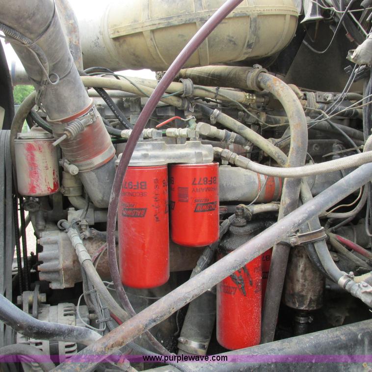 image for item H3303 1992 Mack CH613 dump truck