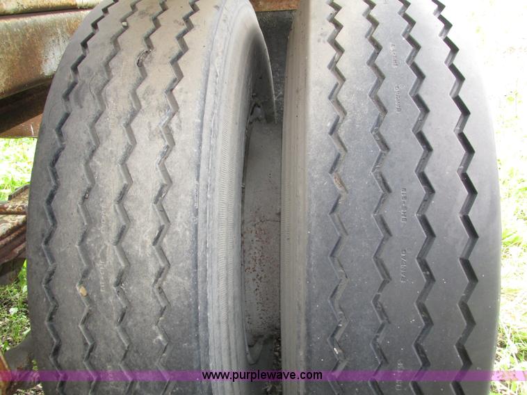 image for item H4592 1965 Fruehauf HEBF2K cement bulk trailer