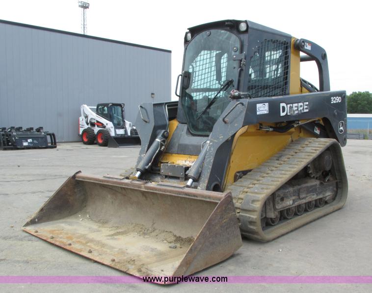 image for item H4599 2011 John Deere 329DT skid steer