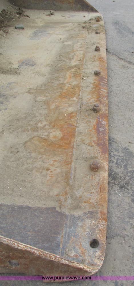 image for item H4599 2011 John Deere 329DT skid steer