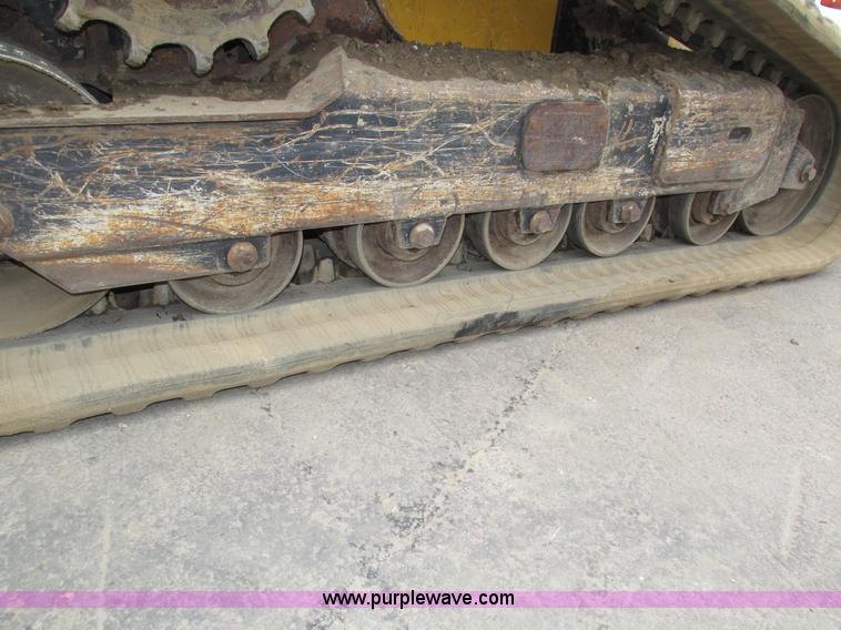 image for item H4599 2011 John Deere 329DT skid steer