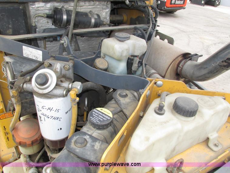 image for item H4599 2011 John Deere 329DT skid steer