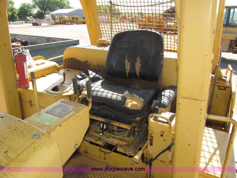 image for item H4629 1980 Caterpillar D7G dozer