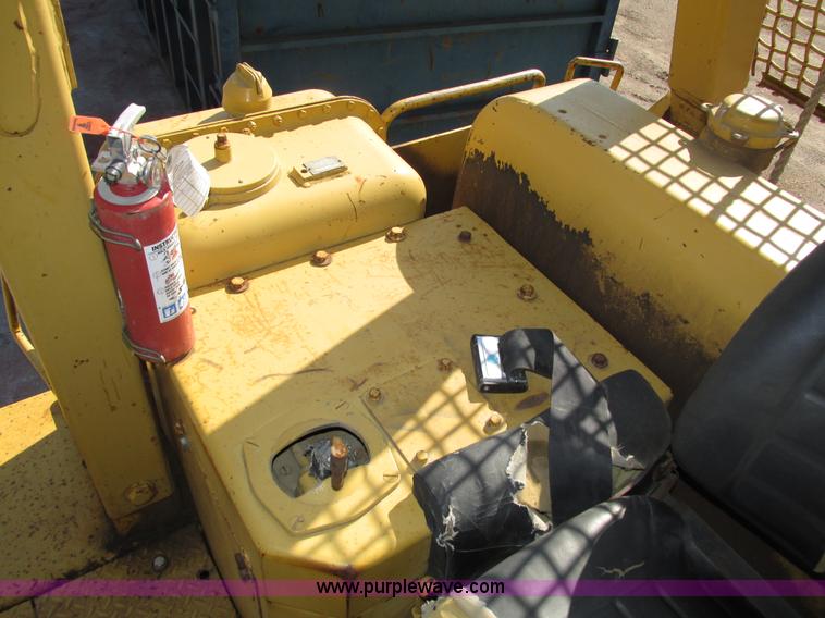 image for item H4629 1980 Caterpillar D7G dozer