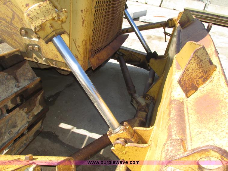 image for item H4629 1980 Caterpillar D7G dozer