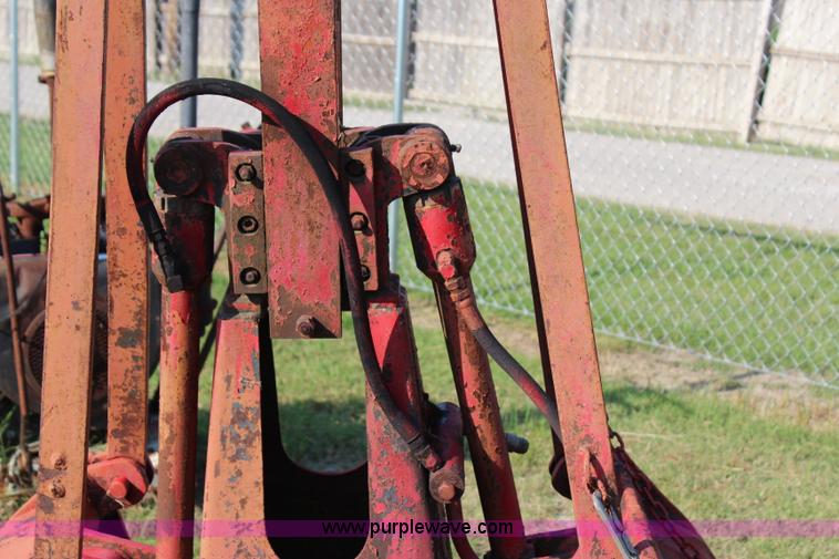 image for item I1623 Clam shell bucket