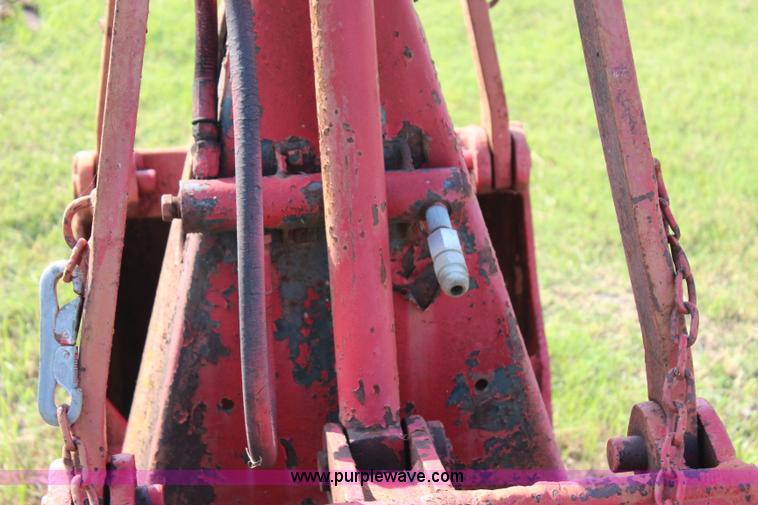 image for item I1623 Clam shell bucket