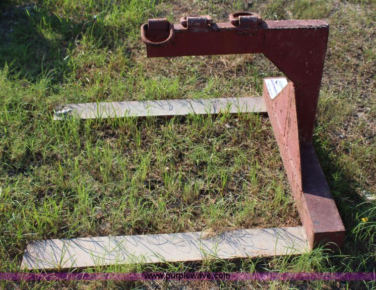 image for item I1624 Pallet jack