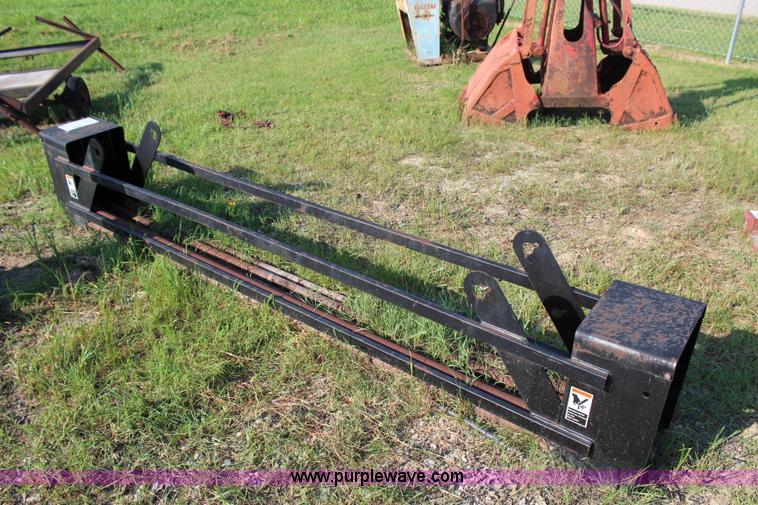 image for item I1625 Ditch Witch 2720 dirt box