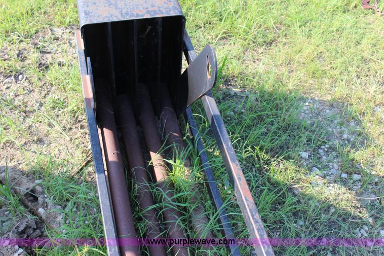 image for item I1625 Ditch Witch 2720 dirt box