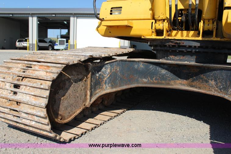 image for item I1633 2007 Komatsu PC200LC-7 long reach excavator
