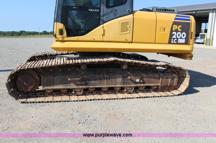 image for item I1633 2007 Komatsu PC200LC-7 long reach excavator