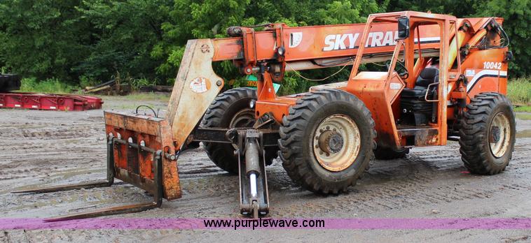 image for item I1637 1997 Sky Trak 10042 telehandler