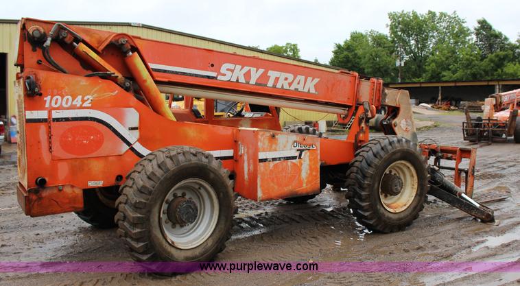 image for item I1637 1997 Sky Trak 10042 telehandler