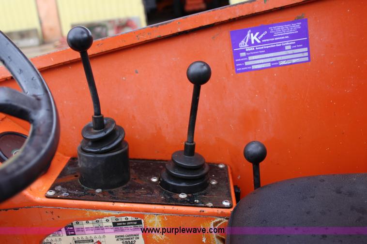 image for item I1638 2000 Sky Trak 10042 telehandler