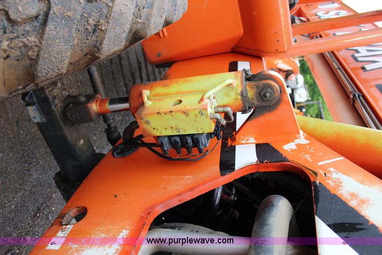 image for item I1638 2000 Sky Trak 10042 telehandler