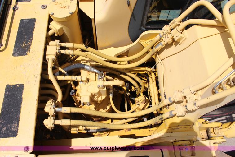 image for item I1639 1999 Komatsu PC300LC-6LE excavator