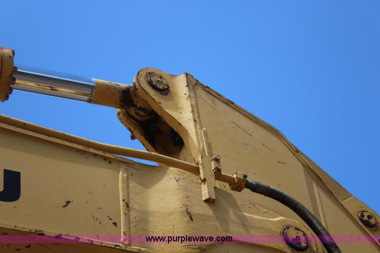 image for item I1639 1999 Komatsu PC300LC-6LE excavator