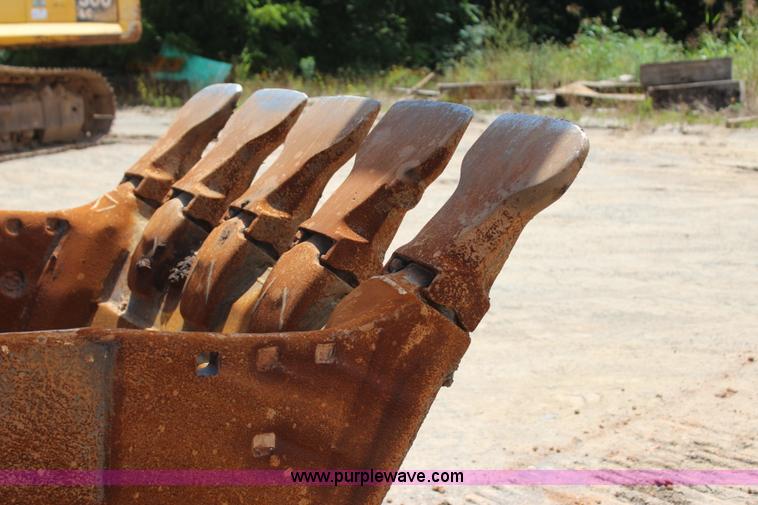 image for item I1639 1999 Komatsu PC300LC-6LE excavator