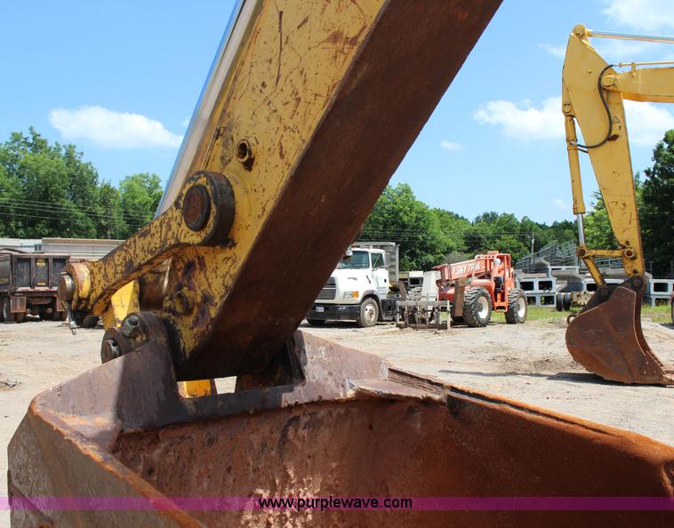 image for item I1639 1999 Komatsu PC300LC-6LE excavator