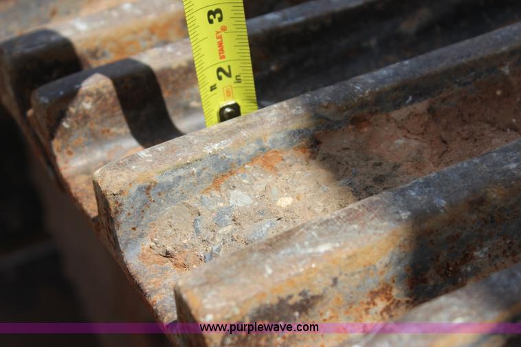 image for item I1639 1999 Komatsu PC300LC-6LE excavator