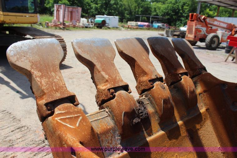image for item I1639 1999 Komatsu PC300LC-6LE excavator