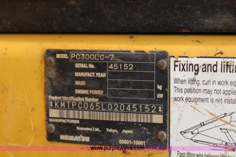 image for item I1640 2005 Komatsu PC300LC-7 excavator