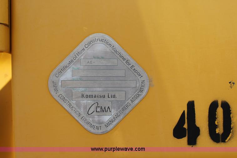 image for item I1640 2005 Komatsu PC300LC-7 excavator