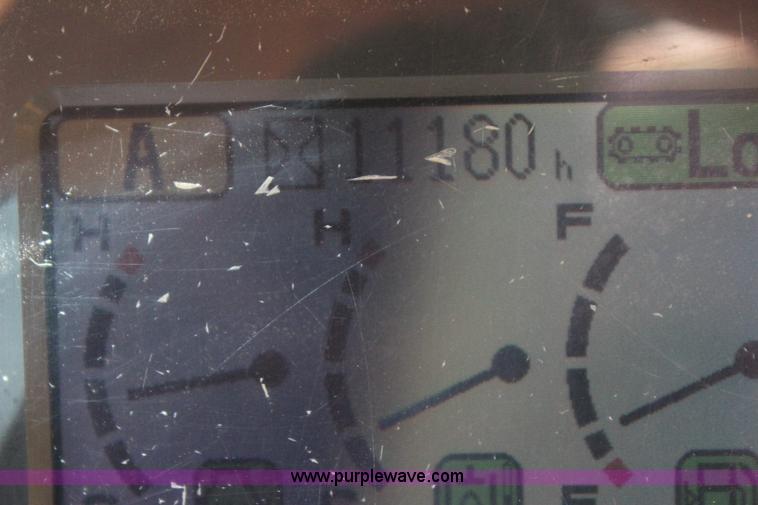 image for item I1640 2005 Komatsu PC300LC-7 excavator